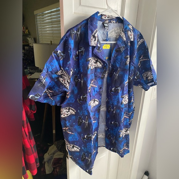 Cakeworthy Star Wars Button Up Cabana Style Retro Shirt Top size 2x Unisex - Picture 9 of 9